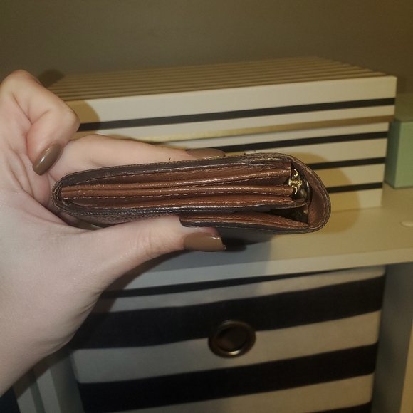 Louis Vuitton monogram Wallet - Picture 5 of 11